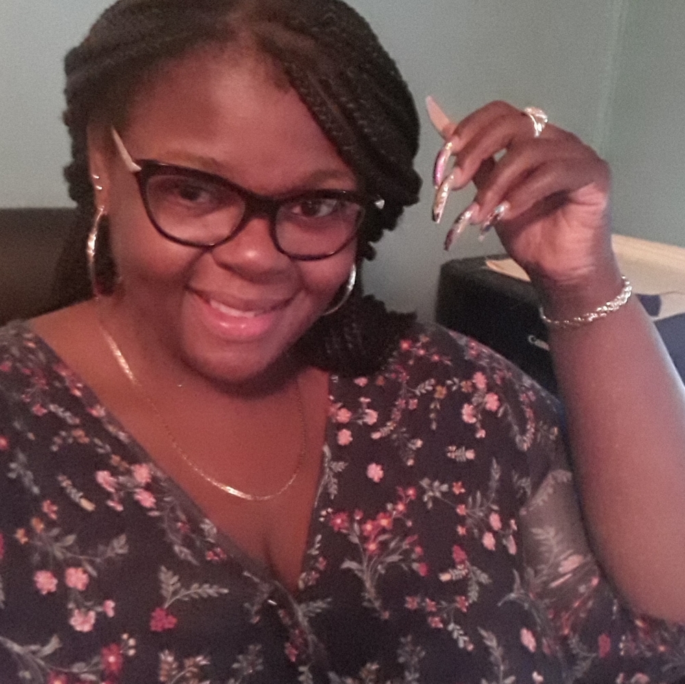 Meet your Posher, Christine.